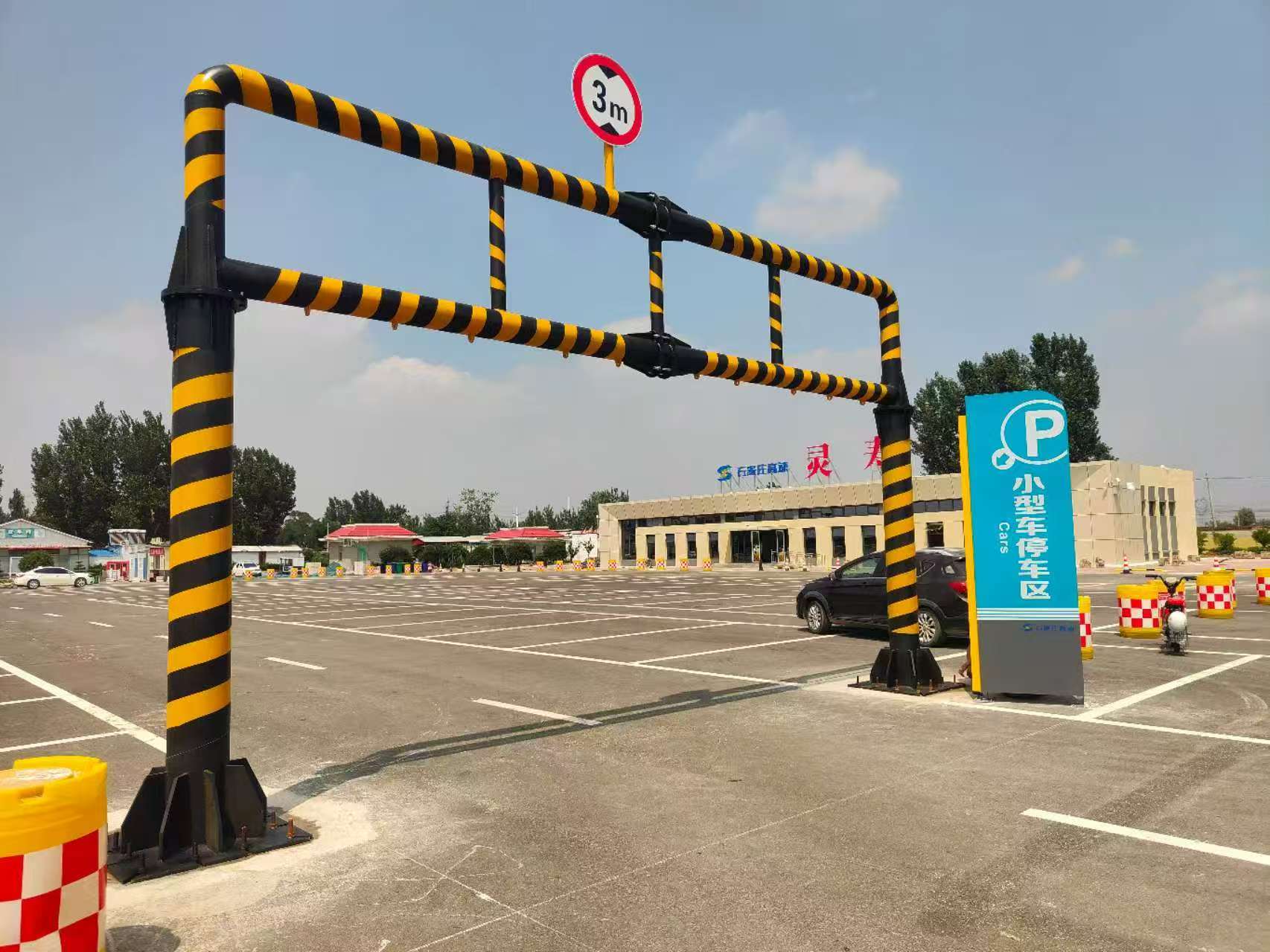 福州市交通标志杆限高架 - 价格